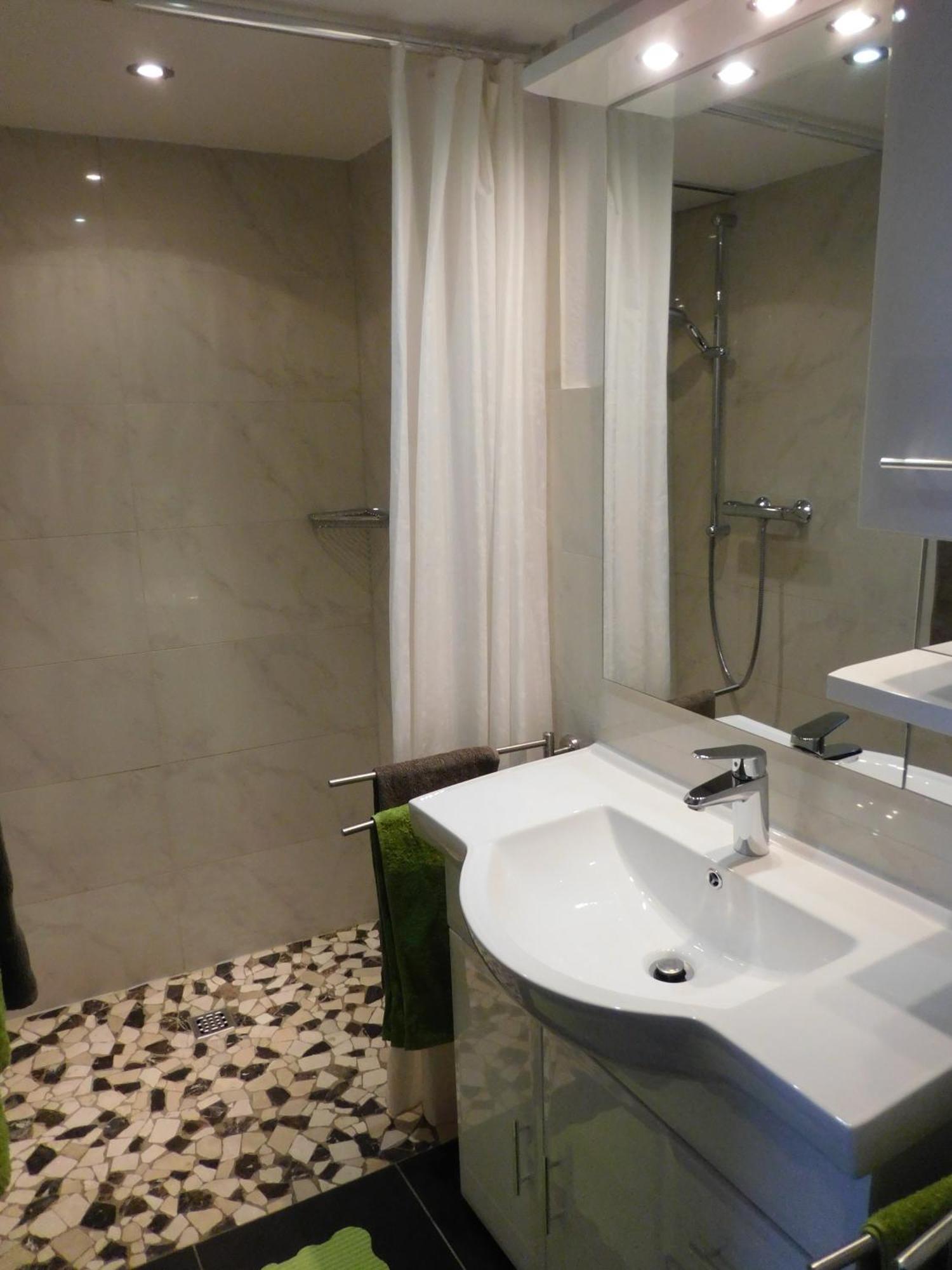Ferienbauernhof Familie Stratmann Apartment เอสลัวห์ ห้อง รูปภาพ