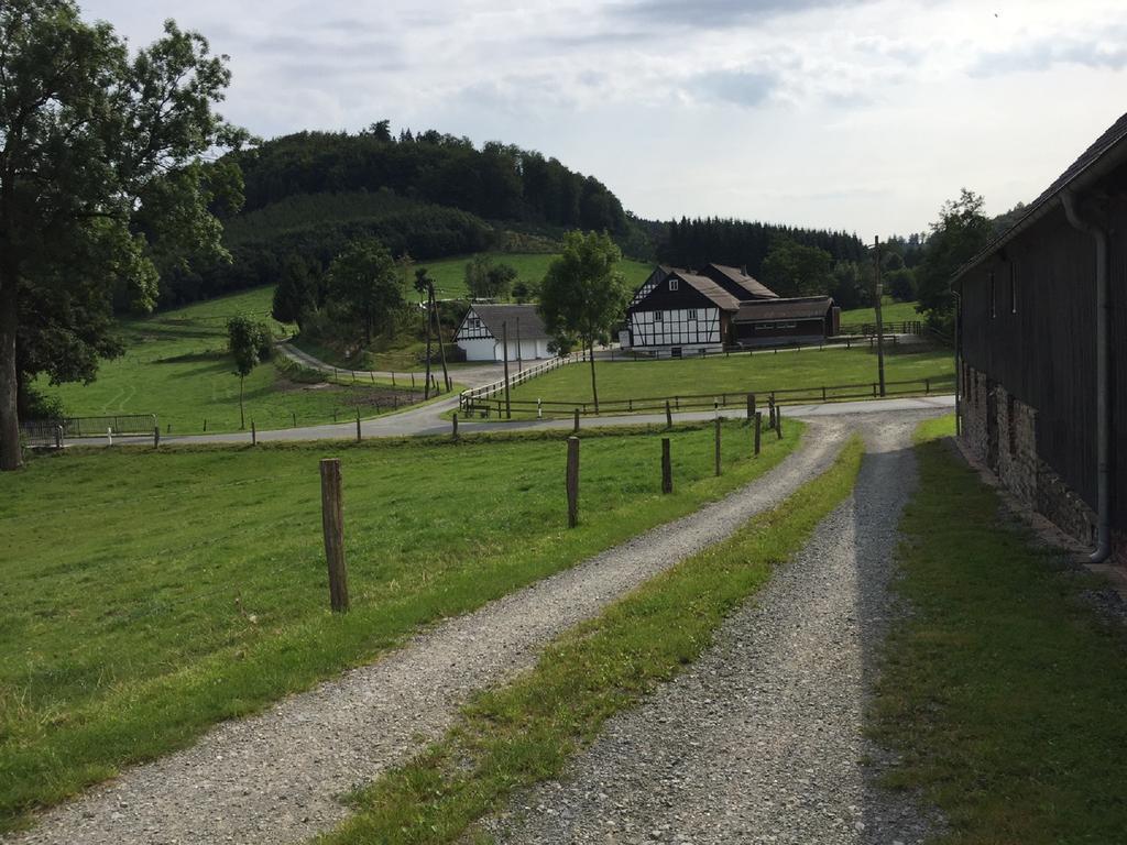 Ferienbauernhof Familie Stratmann Apartment เอสลัวห์ ภายนอก รูปภาพ