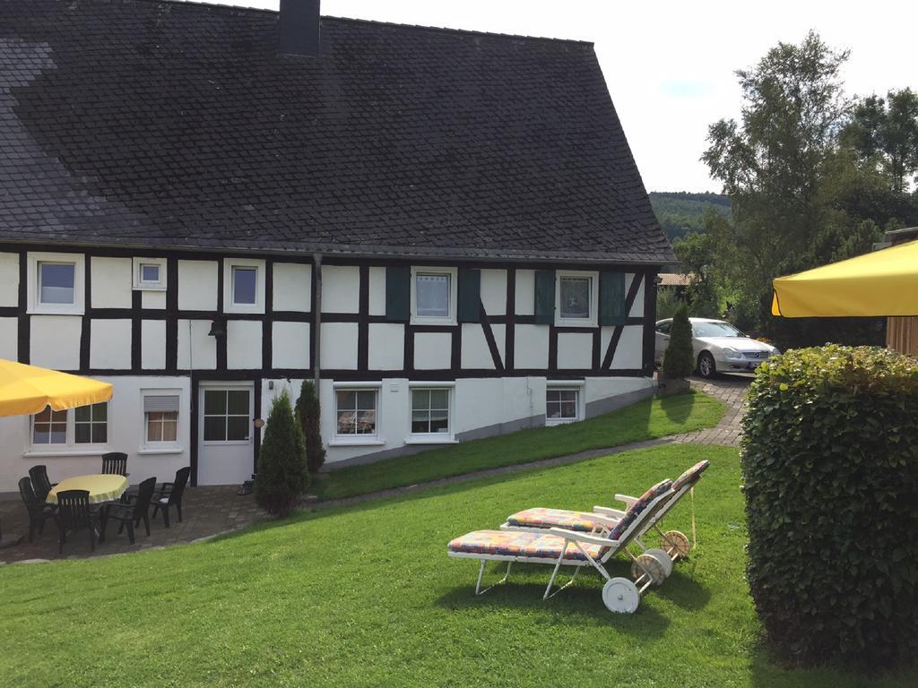 Ferienbauernhof Familie Stratmann Apartment เอสลัวห์ ภายนอก รูปภาพ